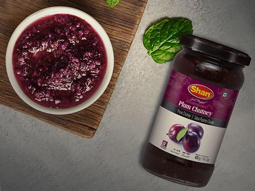 thumbnail image 2 of Tiptree Ploughman's Plum Chutney – 210g Jar Of Sweet & Tangy Fruit Chutney 2 of 13